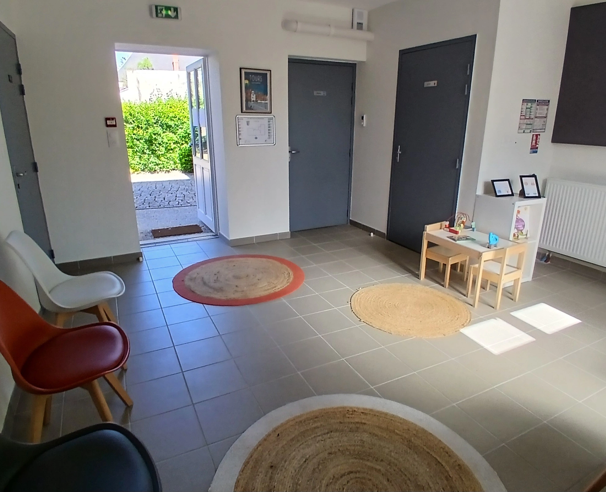 Photo 7 du bâtiment abritant le cabinet Hypnose & Magnétisme J-F Mercier à Reignac-sur-Indre